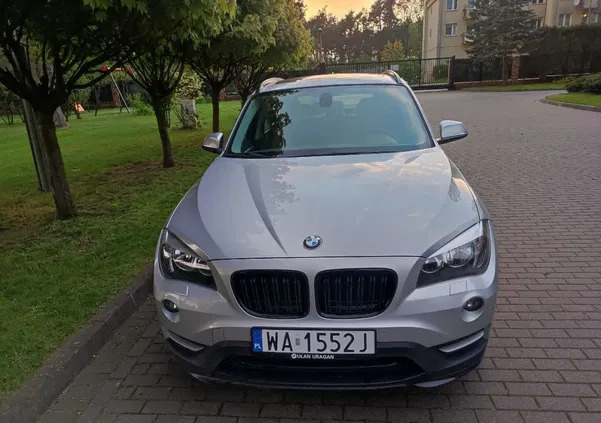 samochody osobowe BMW X1 cena 52700 przebieg: 98350, rok produkcji 2015 z Warszawa